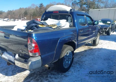 2013 Toyota Tacoma Base V6 z USA, uszkodzony, nr VIN 3TMLU4EN4DM126328